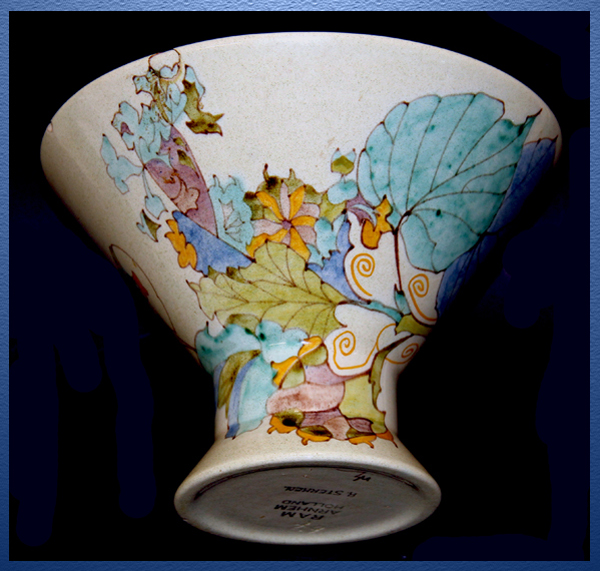 Nr.: 276, Already sold : decorative pottery made by Ram Arnhem, Description: Goblet, Height 13,7 cm, Diameter 19,3 cm, period: Year 1925, design R.Sterken, decorator W. Elstrodt