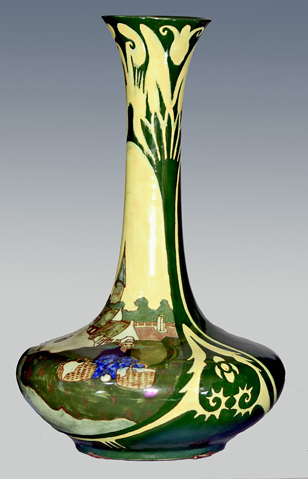 Nr.: 382, On offer a Distel Vase